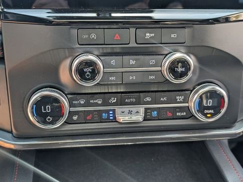 Used 2023 Ford Expedition Limited RWD image 27