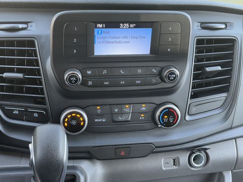 Used 2024 Ford Transit 250 Low Roof w/ Exterior Upgrade Package image 24