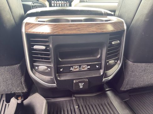 Used 2020 RAM 3500 Laramie image 18