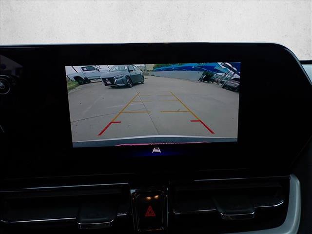 Used 2025 Chevrolet TrailBlazer LT AWD/4WD image 19