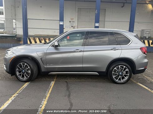 Used 2018 BMW X5 xDrive40e image 3