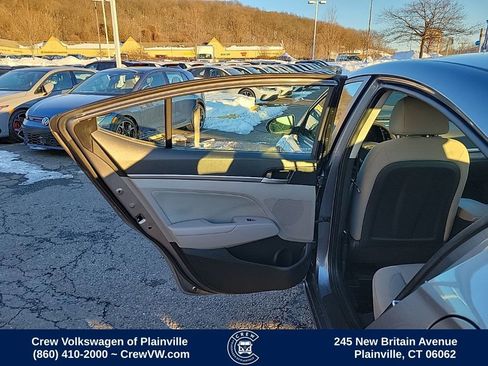 Used 2018 Hyundai Elantra Value Edition image 48