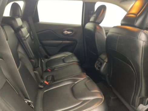 Used 2014 Jeep Cherokee Limited FWD image 19