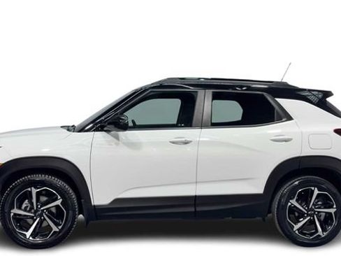 Used 2023 Chevrolet TrailBlazer RS w/ Convenience Package FWD image 1