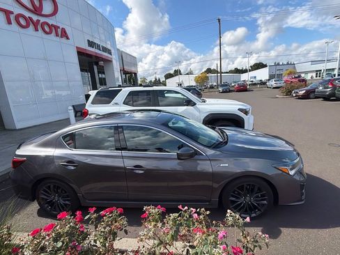 Used 2022 Acura ILX w/ Premium & A-SPEC Package FWD image 3