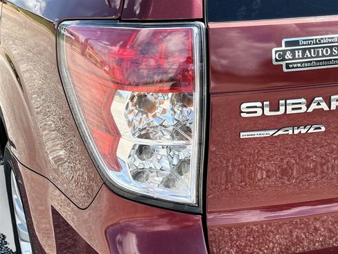Used 2011 Subaru Forester 2.5X Premium w/ All-Weather Pkg AWD/4WD image 9