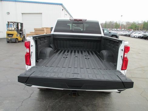 Used 2023 Chevrolet Silverado 2500 High Country image 7