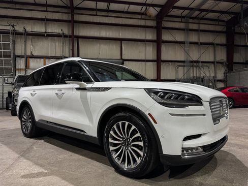 Used 2020 Lincoln Aviator Reserve w/ Equipment Group 201A image 1