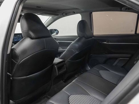 Used 2023 Toyota Camry SE w/ Convenience Package image 19