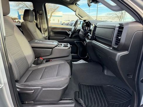 Used 2023 Chevrolet Silverado 1500 RST AWD/4WD image 9