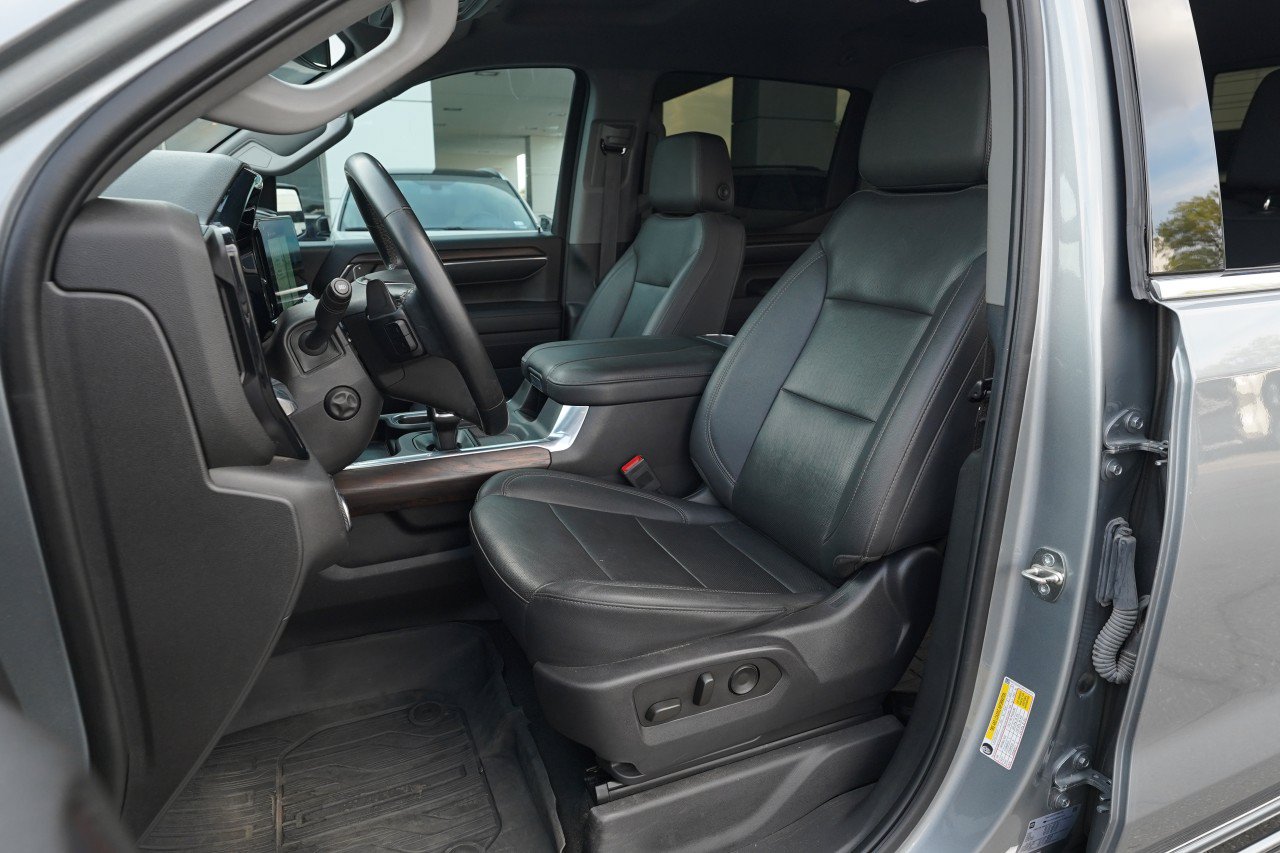 Used 2023 GMC Sierra 1500 SLT AWD/4WD image 18