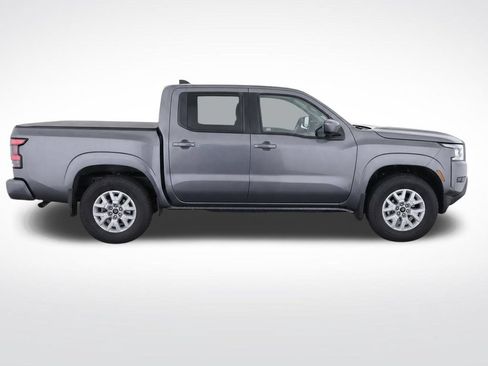 Used 2022 Nissan Frontier SV AWD/4WD image 9