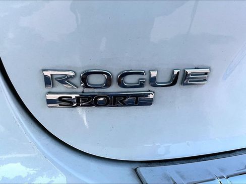 Used 2020 Nissan Rogue Sport SV w/ Technology Package AWD/4WD image 24