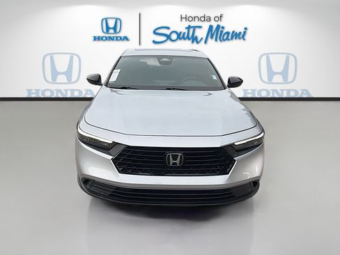 Used 2024 Honda Accord Sport image 2
