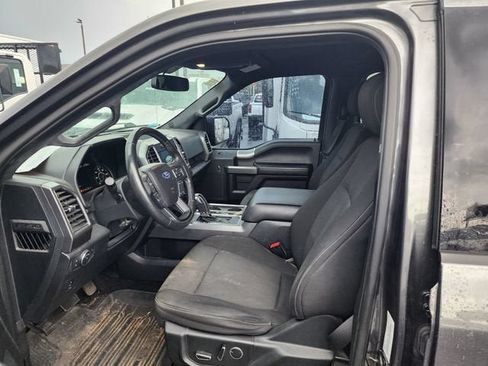 Used 2017 Ford F150 XLT w/ Equipment Group 302A Luxury AWD/4WD image 3
