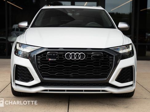 Used 2024 Audi RS Q8 image 4