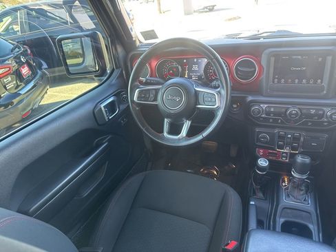 Used 2021 Jeep Wrangler Unlimited Rubicon image 18