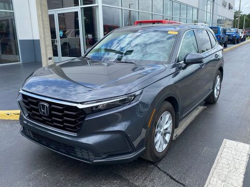 Used 2025 Honda CR-V EX image 4
