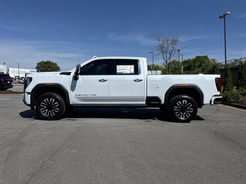 New 2026 GMC Sierra 2500 Denali Ultimate image 7