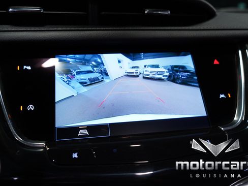 Used 2023 Cadillac XT6 Premium Luxury FWD image 37