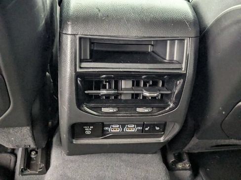 Used 2023 Jeep Grand Cherokee Limited AWD/4WD image 30