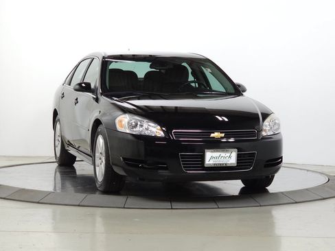 Used 2011 Chevrolet Impala LS FWD image 1