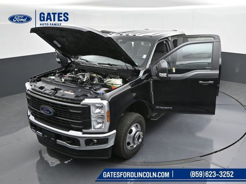 Used 2025 Ford F350 XL w/ XL Driver Assist Package image 46