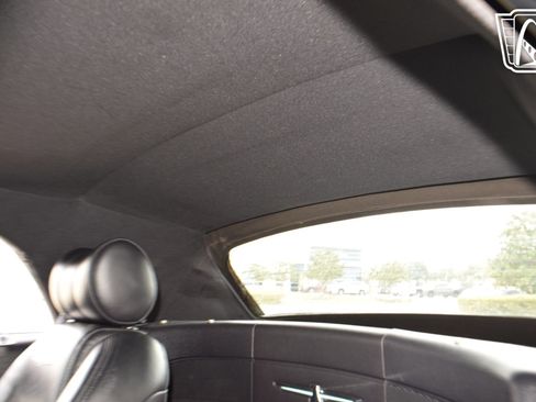 Used 2003 Ford Thunderbird image 14