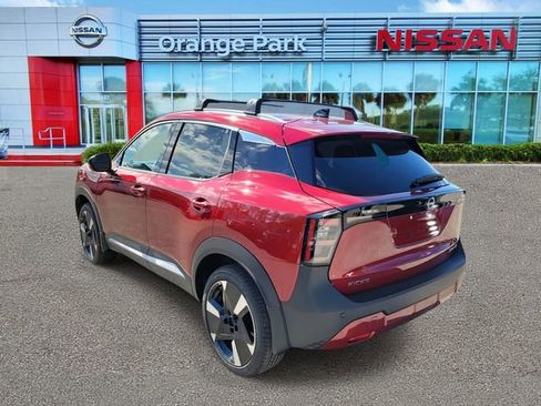 New 2026 Nissan Kicks SR w/ Cold Weather Package image 3
