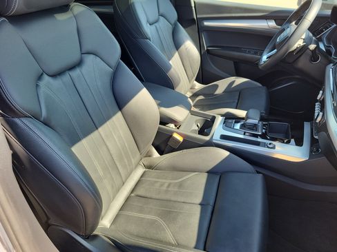 Used 2025 Audi Q5 2.0T Premium image 10