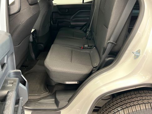 New 2026 Toyota 4Runner SR5 image 21