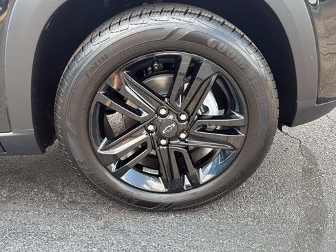 New 2026 Chevrolet Trax ACTIV w/ Driver Confidence Package FWD image 32