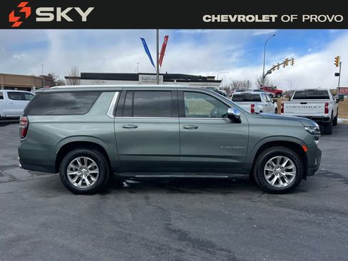 Certified 2023 Chevrolet Suburban Premier image 7
