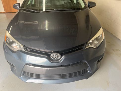 Used 2016 Toyota Corolla LE FWD image 4