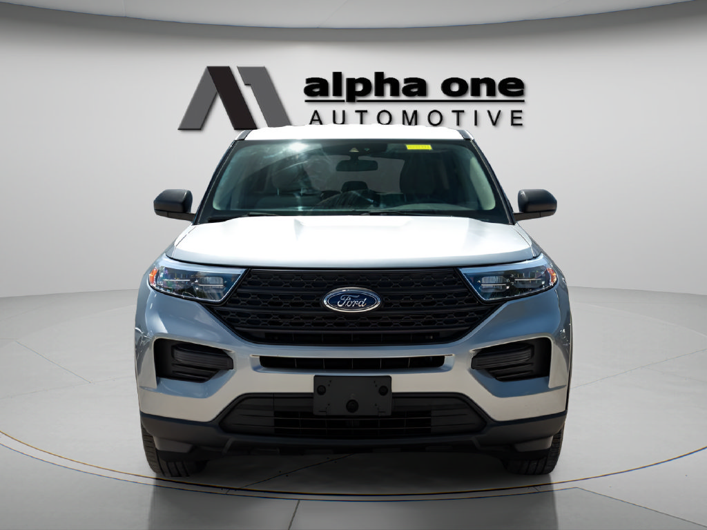 Used 2023 Ford Explorer 4WD image 2