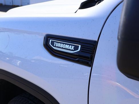 Certified 2024 GMC Sierra 1500 Pro w/ Pro Value Package image 8