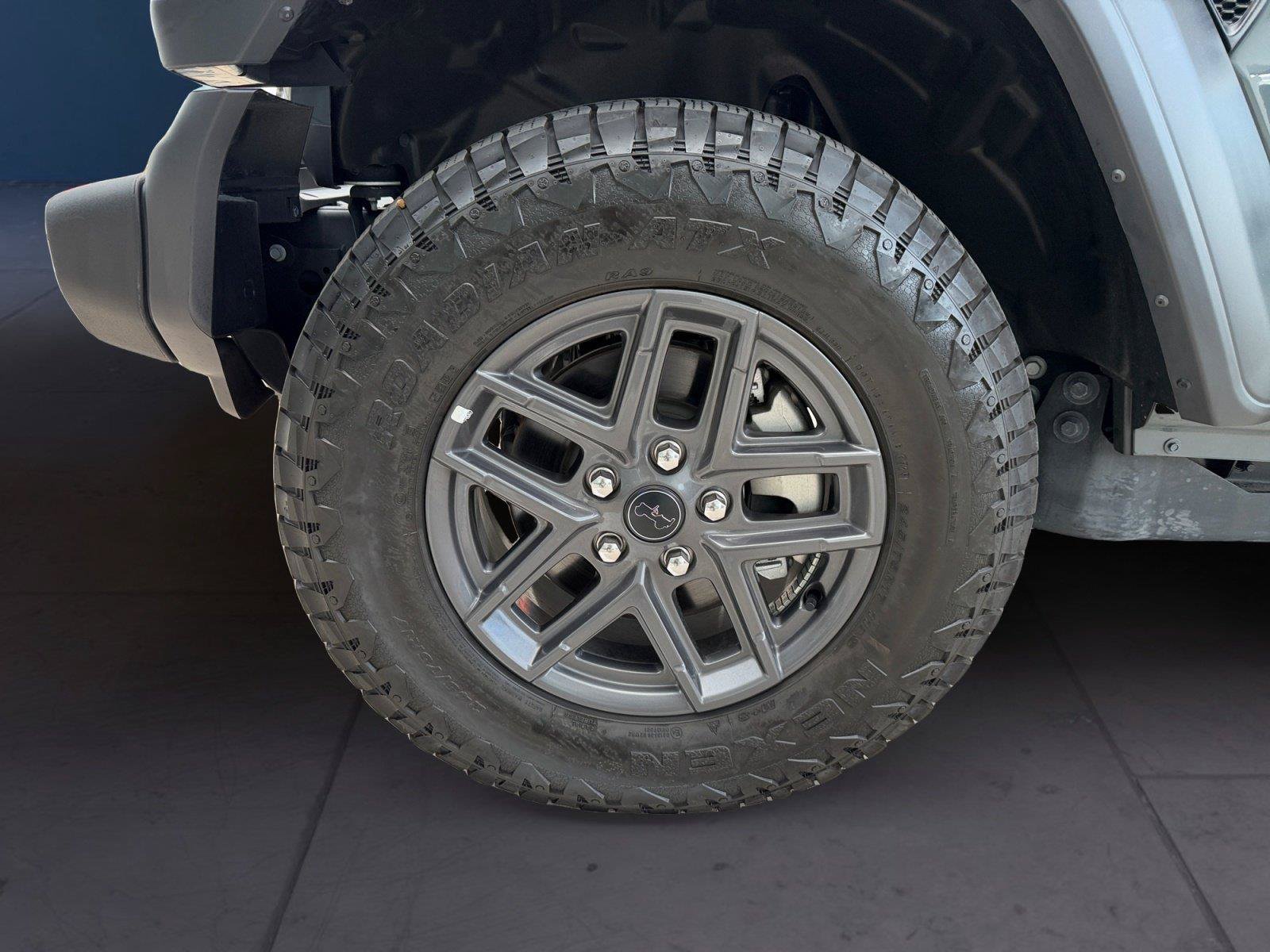 Used 2026 Jeep Wrangler Unlimited Sport AWD/4WD image 14
