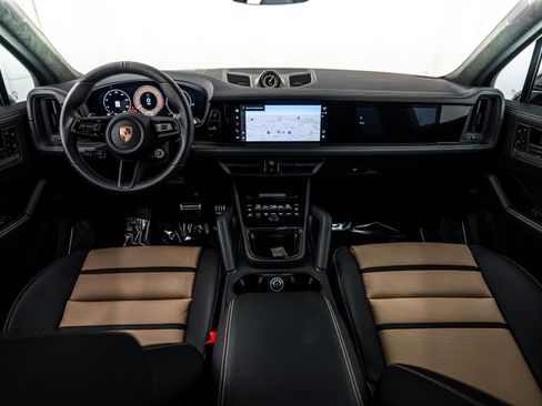 Certified 2026 Porsche Cayenne GTS image 12