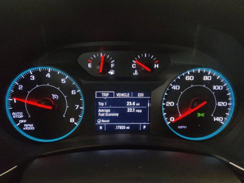 Used 2024 Chevrolet Equinox LS w/ Driver Confidence II Package FWD image 23