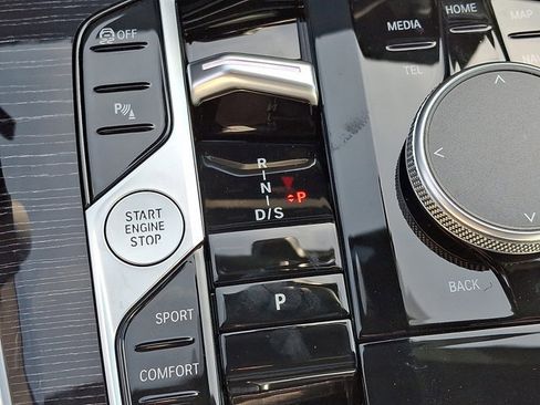 New 2026 BMW X5 xDrive40i w/ M Sport Package image 11