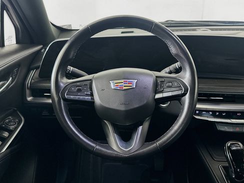 Used 2024 Cadillac XT4 Premium Luxury image 18