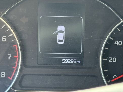 Used 2018 Kia Forte LX w/ LX Popular Package image 25