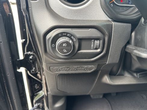 New 2025 Jeep Gladiator Sport image 58