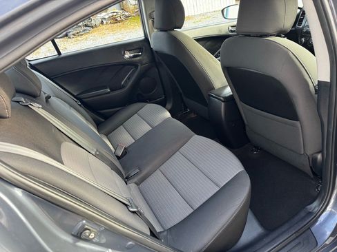 Used 2015 Kia Forte LX w/ Popular Package FWD image 23