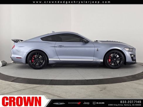 Used 2022 Ford Mustang Shelby GT500 w/ Technology Package RWD image 8