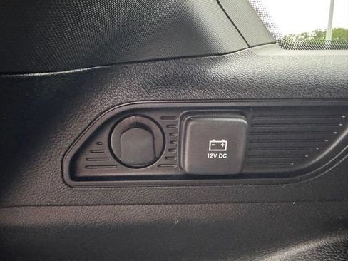 Used 2024 Jeep Grand Cherokee Altitude AWD/4WD image 15
