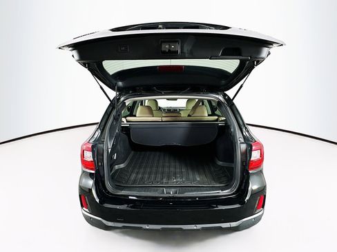 Used 2017 Subaru Outback 2.5i Limited image 30