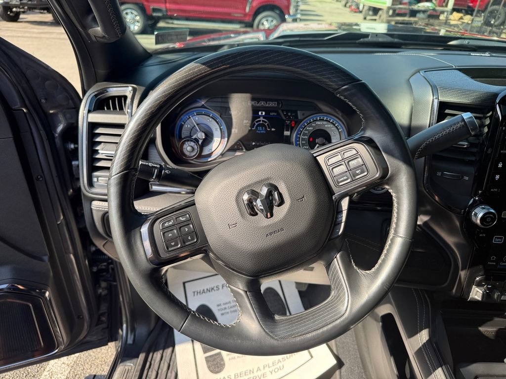 Used 2022 RAM 3500 Limited AWD/4WD image 15