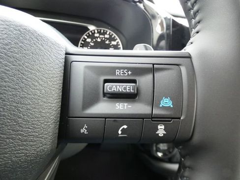 New 2026 Nissan Pathfinder SV image 15