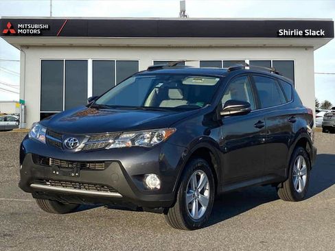 Used 2014 Toyota RAV4 XLE image 1